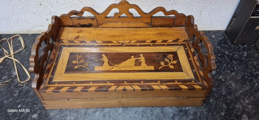 Escrivaninha portátil século XIX