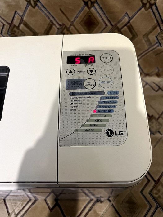 Рабочая Хлебопечь LG HB-2051BCJ в Отличном состоянии