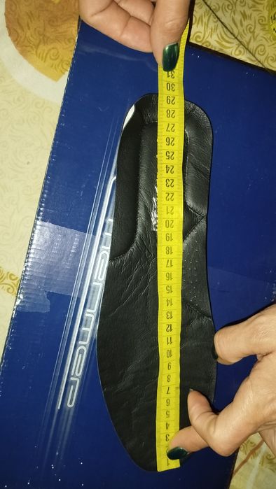 Продам макасіни, шкіра. Forvard orto.