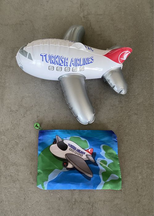 Надувной самолет Turkish Airlines
