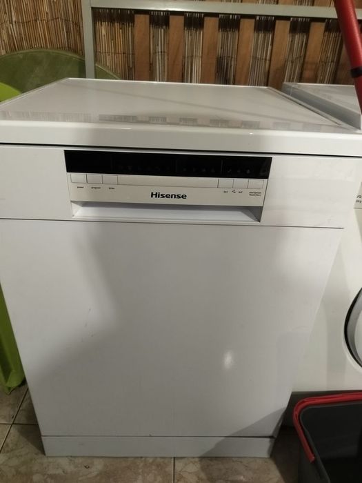 Máquina de lavar louça Hisense HS6024W