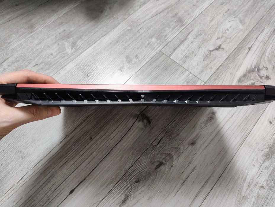 Acer Nitro 5 AN515-42/Ryzen 5/RX 560X 4GB/24GB RAM/SSD 250GB/Gaming