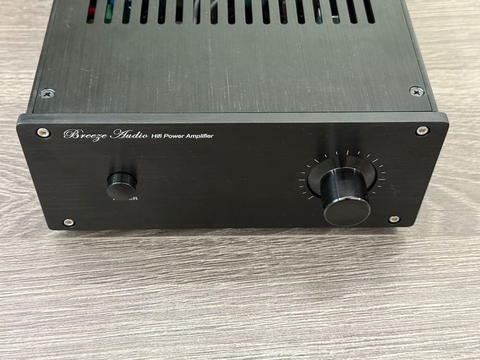 Гибридный усилитель мощности, HB1_11N/P - класс D, на 100 ватт 4 Ом.