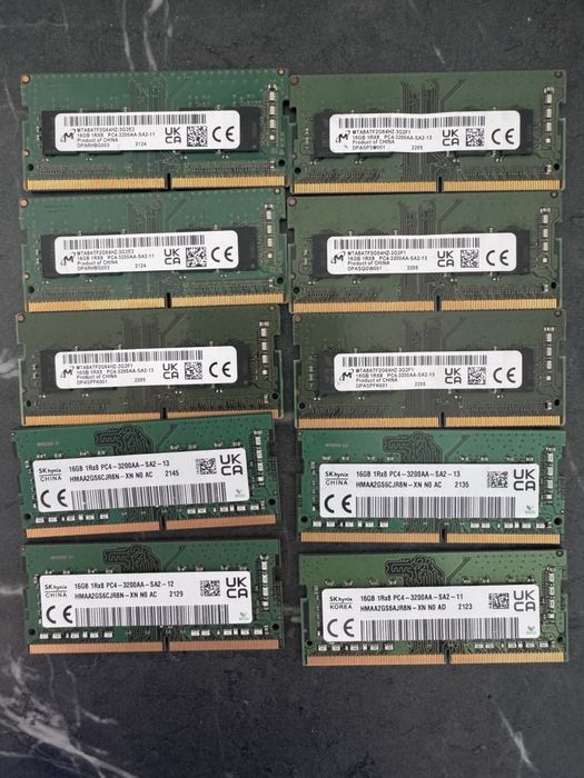 Оперативна пам'ять 16GB DDR4 PC-3200 SO-DIMM.