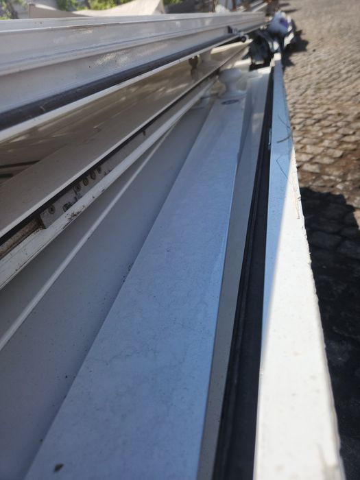 Portas metalicas de varias medidas