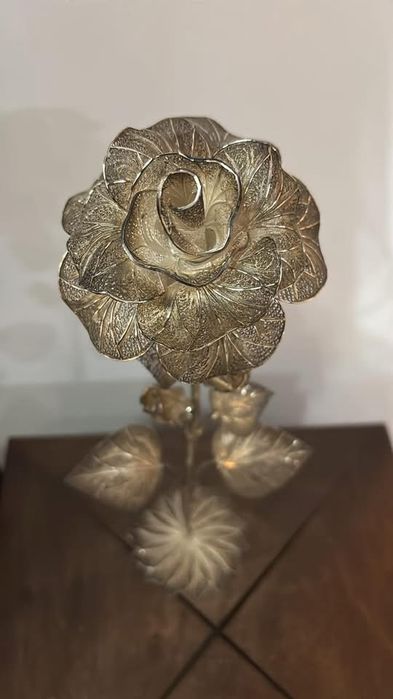 Rosa/flor em filigrana de prata