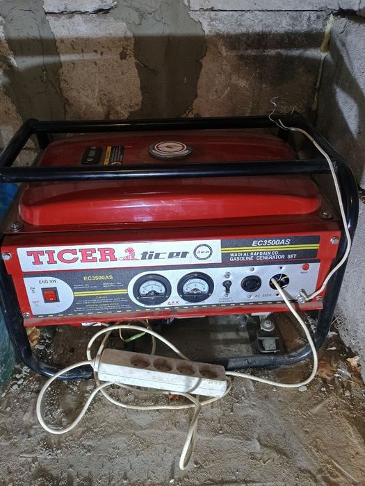 Продам бензо-генератор Ticer