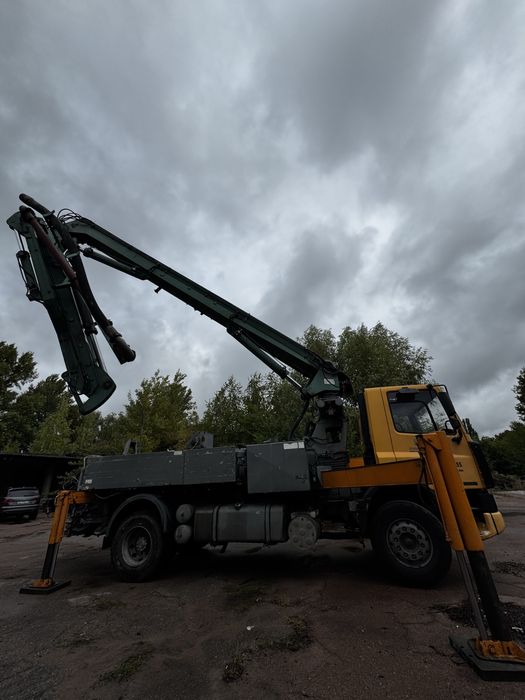 Послуги автобетононасоса Чернігів та область 24,35,36,38,42,48 метрів