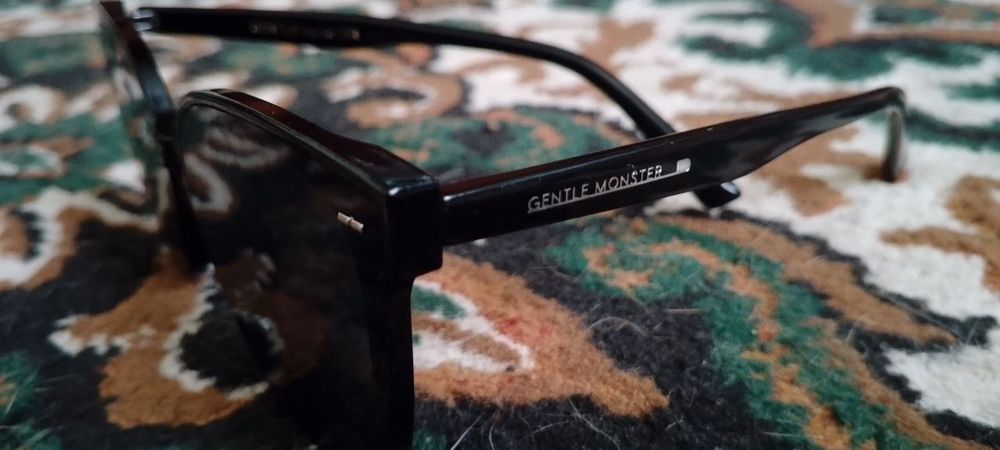 очки брендові Gentle Monster 2702 Black