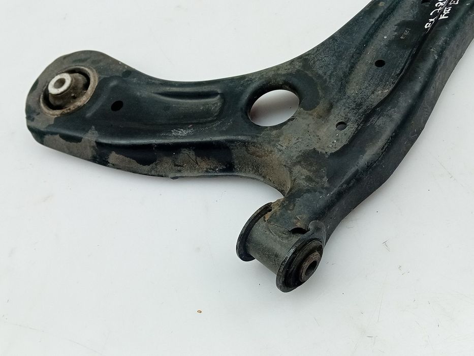 Braço de suspensão frente esquerdo SEAT Ibiza IV SportCoupe (6J1, 6P5)