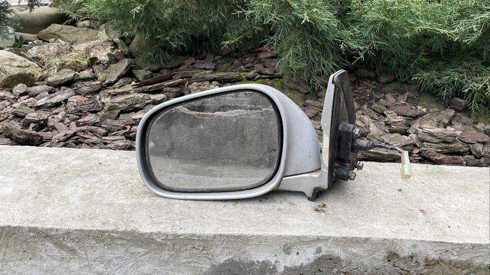 Левое зеркало Suzuki Grand Vitara 2003г зеркало Сузукі Гранд Вітара