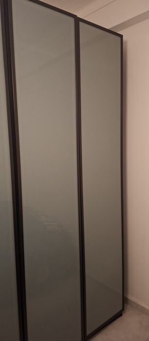 Roupeiro IKEA preto