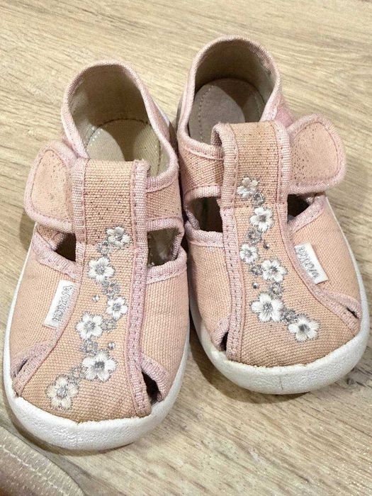 Тапочки на дівчинку waldi 25 розмір устілка 15,5 см