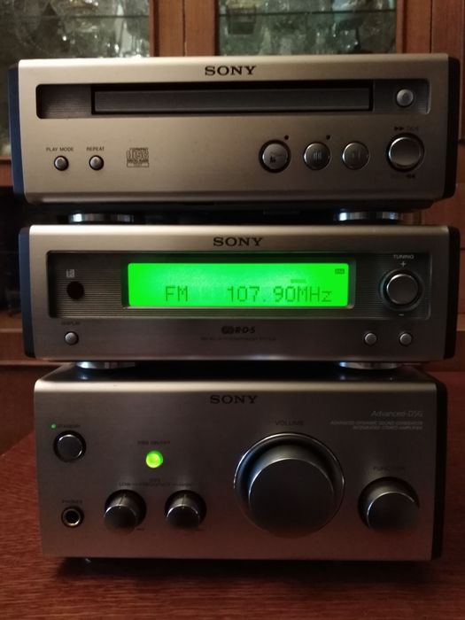 Музыкальный центр Sony