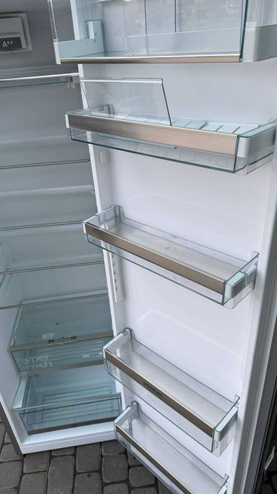 Холодильна шафа б/в без морозильної камери SIEMENS Металік Крап#07551