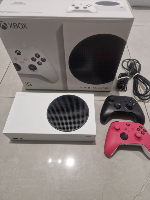 Xbox series s 512gb ssd + 2x Pad + okablowanie  Pudelko Gwarancja