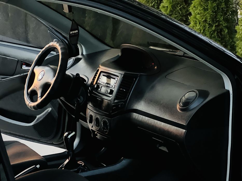 Хозяйский Geely MK-2, 2013 г.в., с ГБО-4