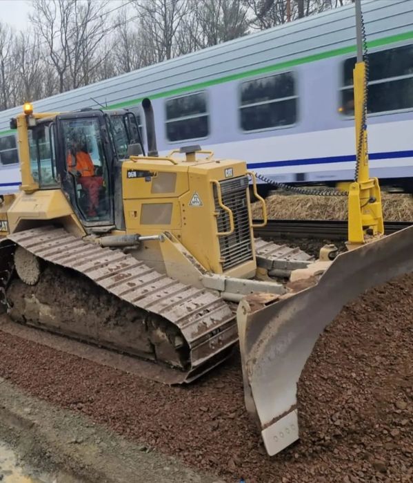 Caterpillar Spych spycharka caterpillar CAT D6N LGP rok 2018 z GWARANCJĄ  NAJEM wynajem , spych cat D6N plus tachimetr