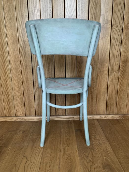 Дизайнерський стілець