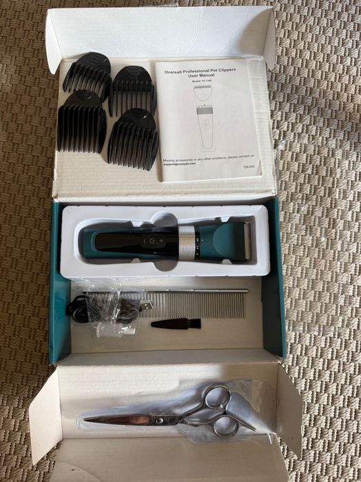 Máquina de tosquia para gato Oneisall YP-7268 com acessórios