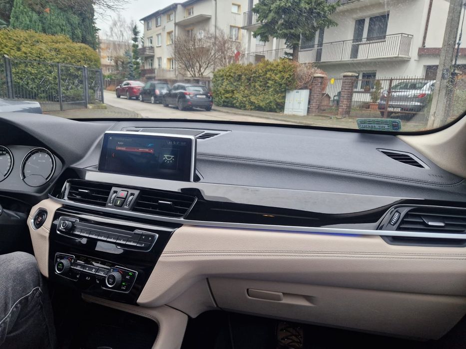 Auta do ślubu MAZDA 6 i BMW x1