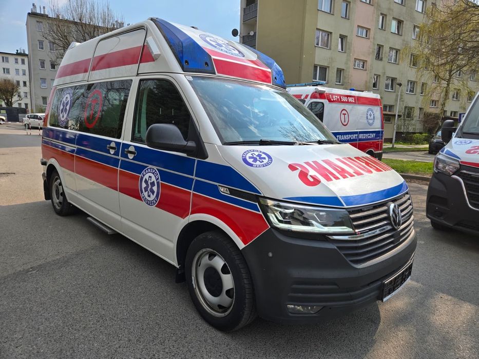 Volkswagen TRANSPORTER T6.1 Ambulans Karetka  Volkswagen Transporter  ambulans karetka Homologacja DIN 1789  typ B