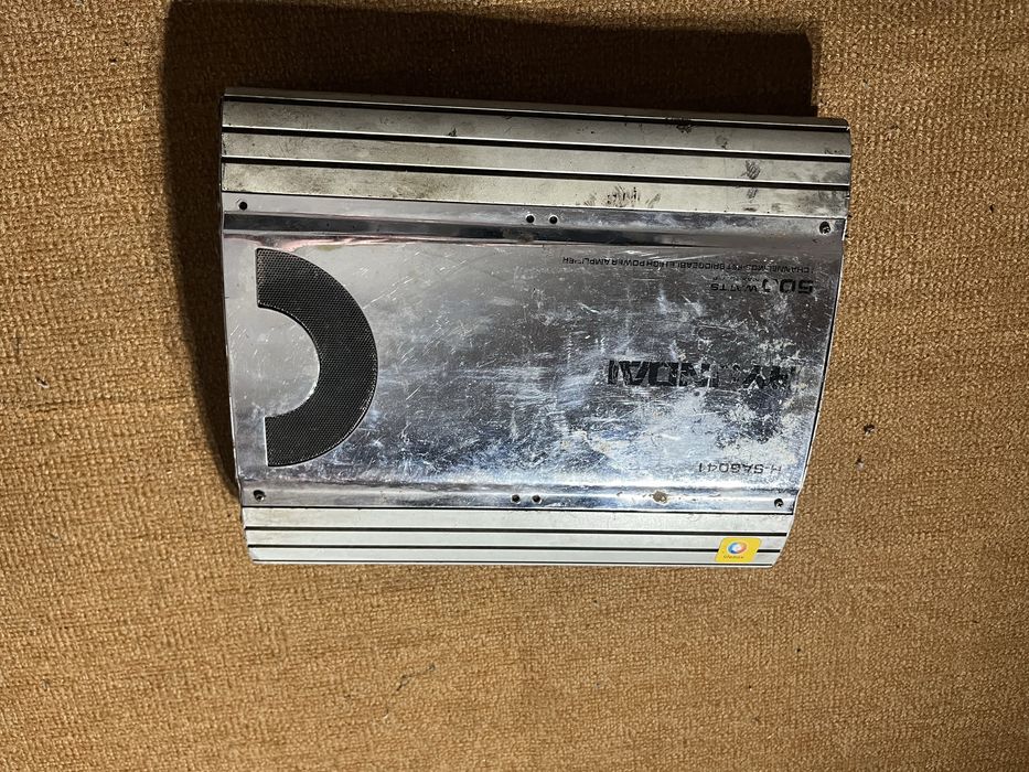 Продам усилителя в машину H-SA6041
