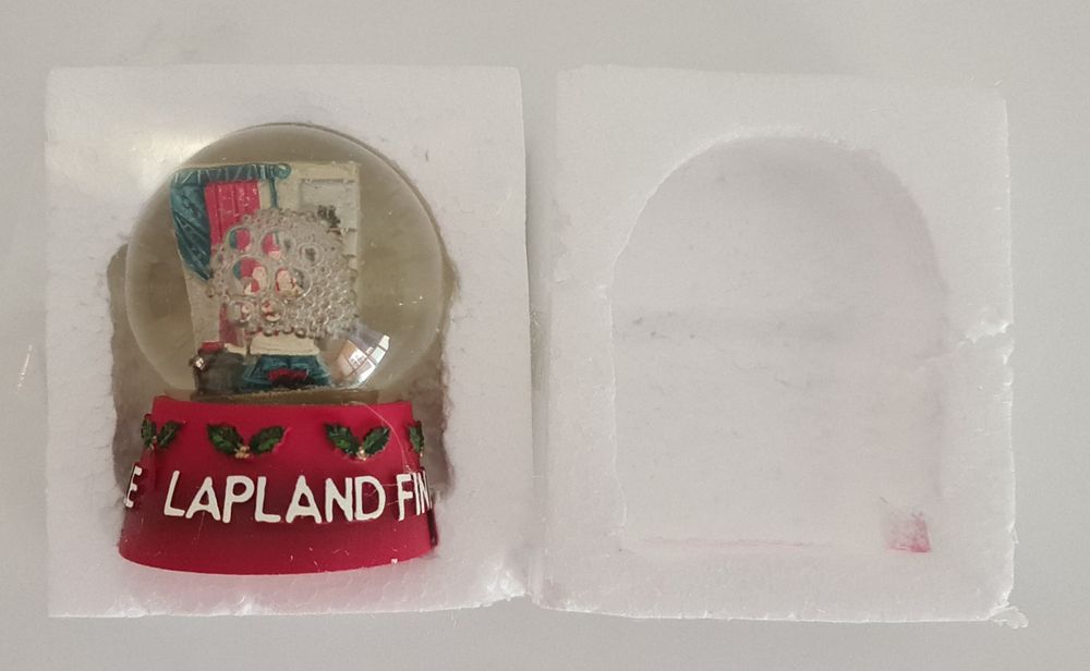 Globo de neve. Lapónia. Novo