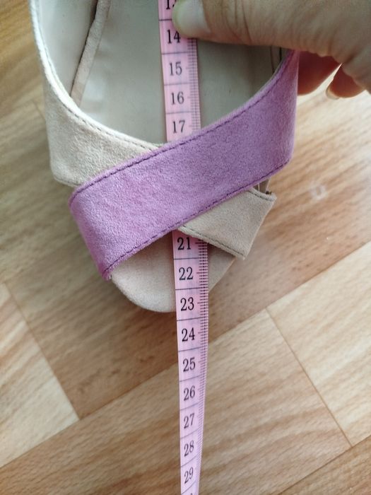 Продам жіночі туфлі