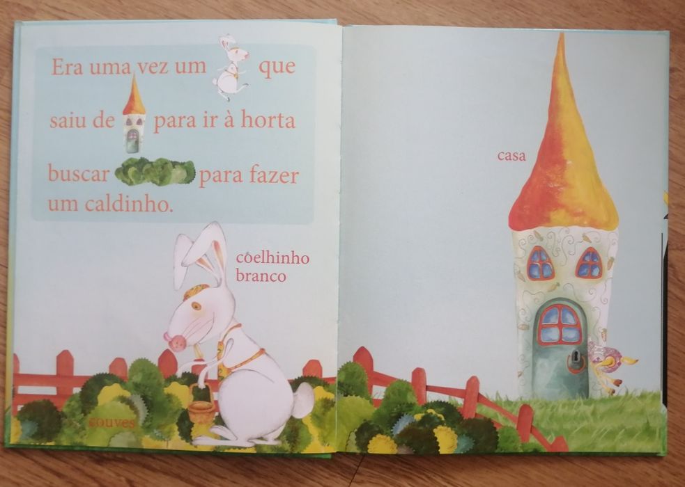 Livro infantil - O Coelhinho Branco - de António Torrado