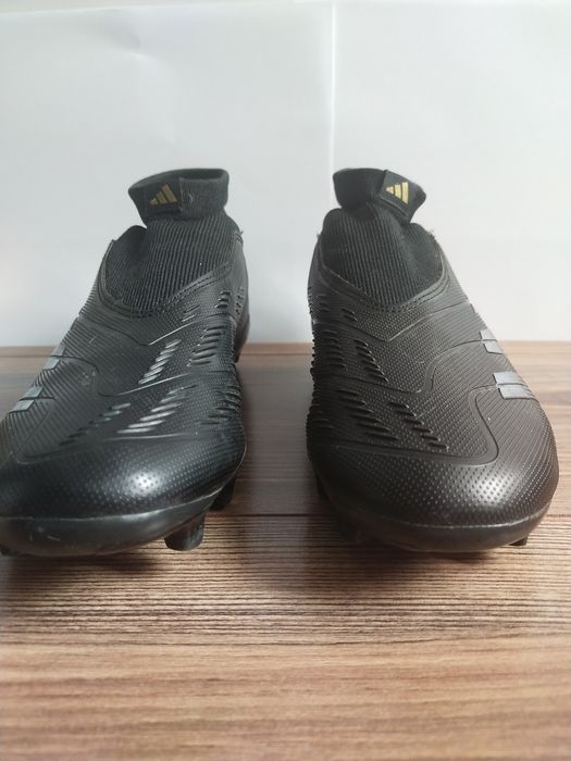Adidas Predator League Laceless FG