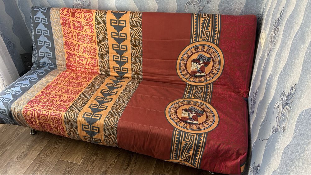 Диван з ортопедичним матрасом