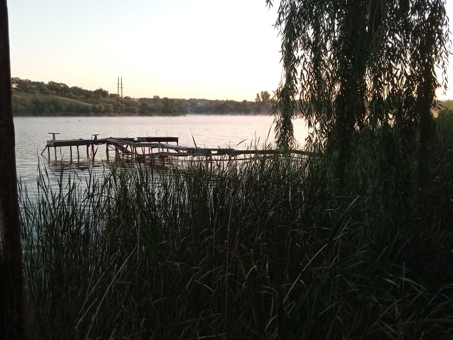 дача на берегу реки