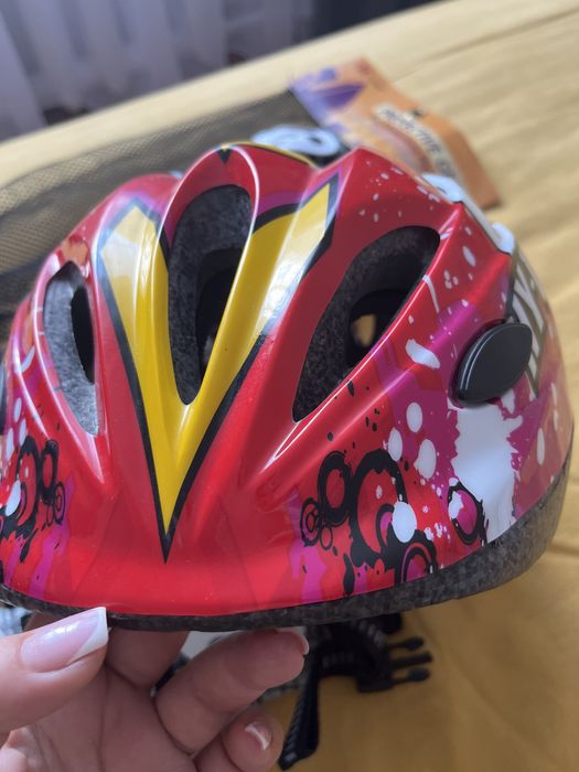 Детская защита на руки, колени, голову. Цена за все