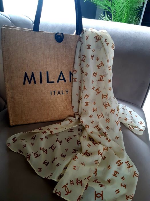 Apaszka kremowa piękna