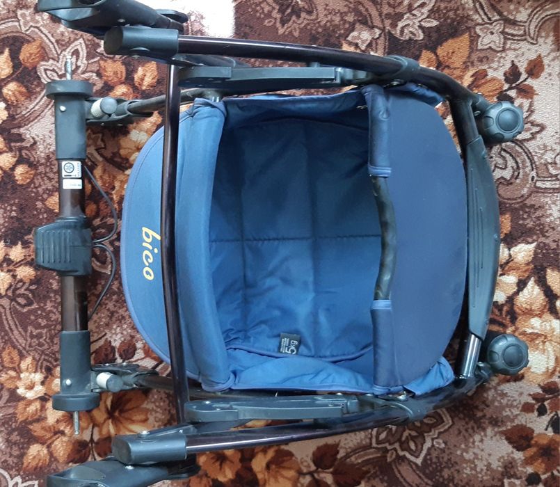 Продам дитячу коляску