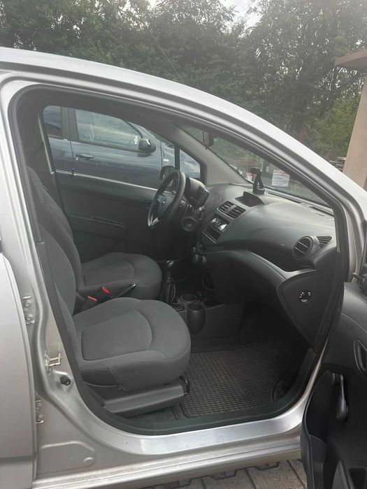 Chevrolet Spark 2011, 147400 km
