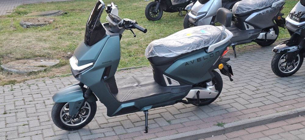 Електроскутер Garow «L500»  1500W, 72V 30Ah літій-залізо-фосфатний,