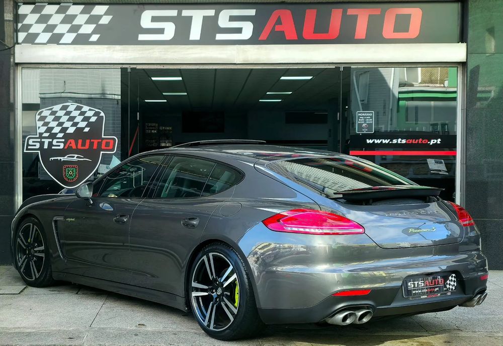 Porsche Panamera S Hybrid