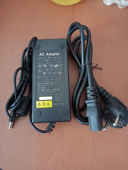 Блок живлення 12 вольт 3 ампера