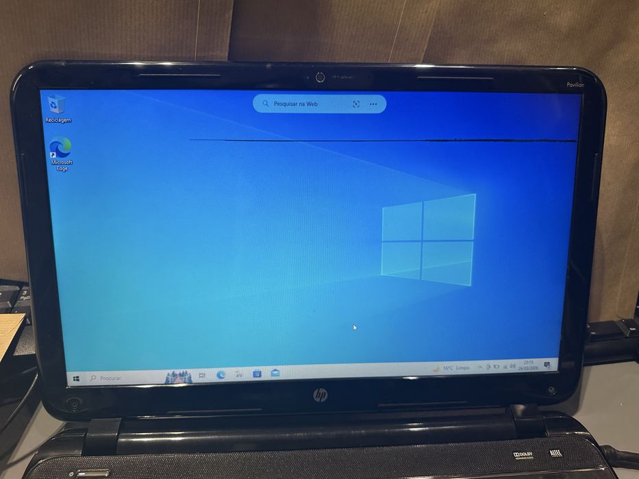 Hp pavillion  15-b101 sp windows 10home