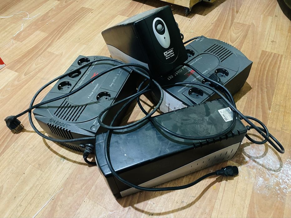 Джерело безперебійного живлення (UPS) Mustek + APC