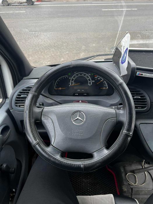 прокат автомобіля
