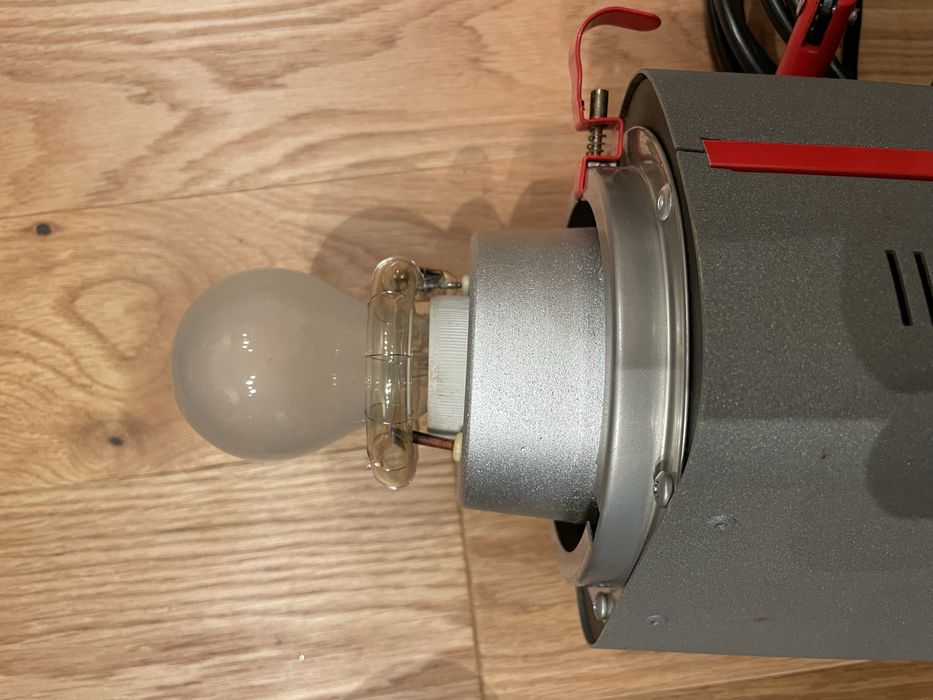 Lampa błyskowa studyjna 500 Ws