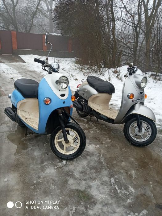 Ціна за два скутера Продам два інжекторних скутера Yamaha Vino 4 T і!