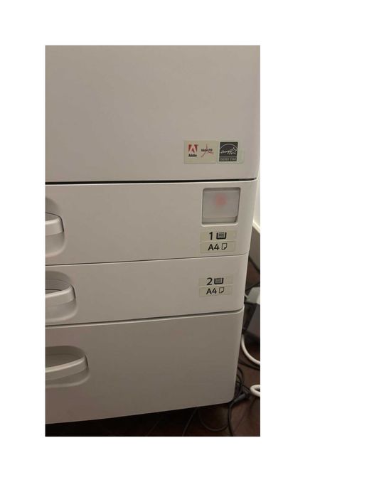 Impressora multifunções laser a cores