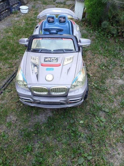 Автомобіль дитячий
