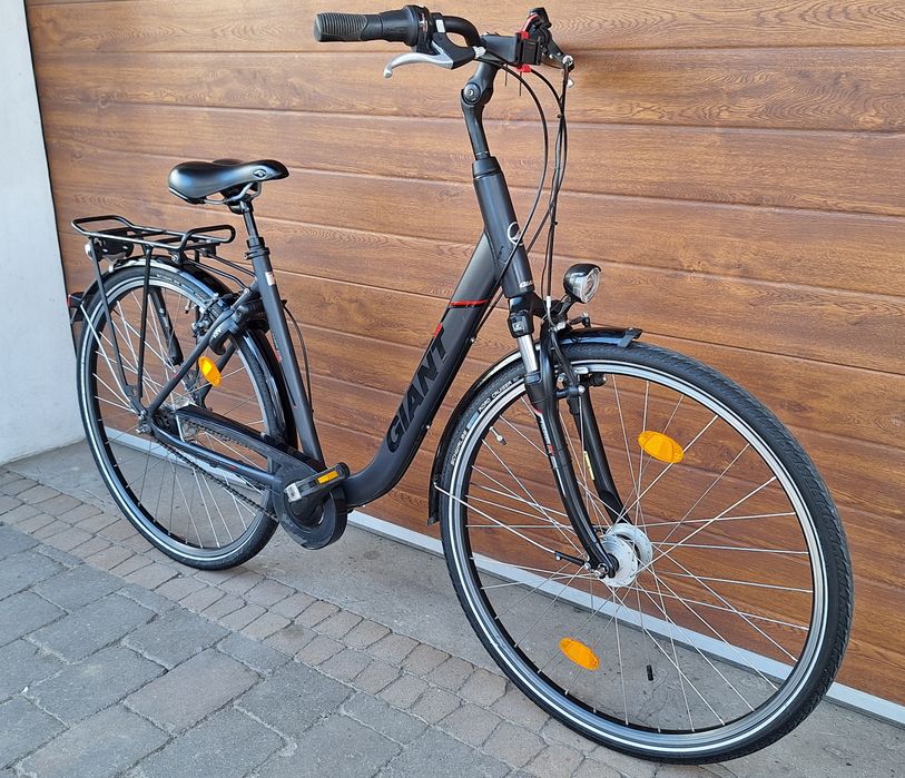 * GiANT TOURER CS * stan BDB * damka * koła 28*