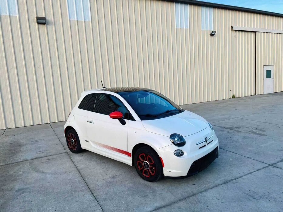 FIAT 500e      2015