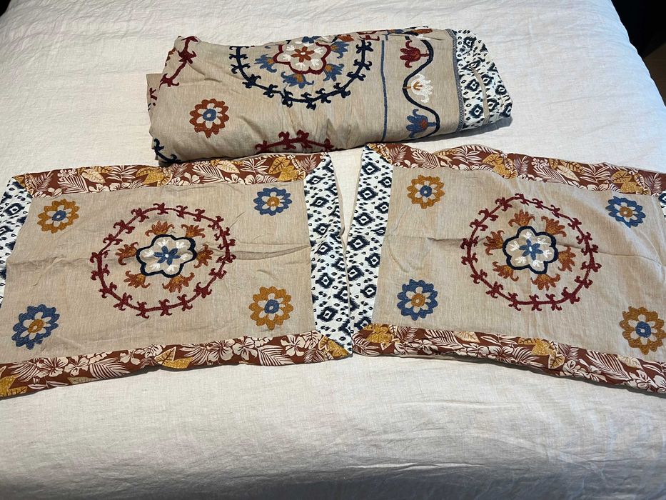 Capa de edredão e fronhas / Embroidered Duvet Cover